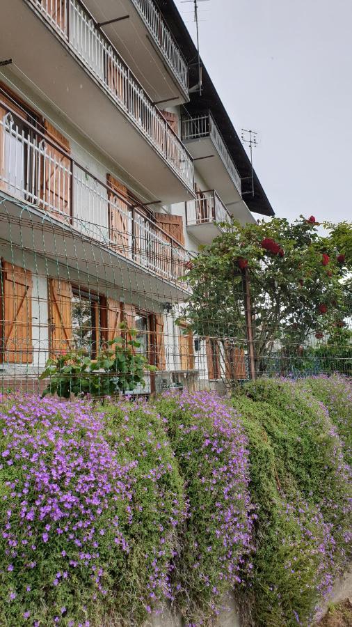 דירות Mezzenile Casa Le Rondini מראה חיצוני תמונה