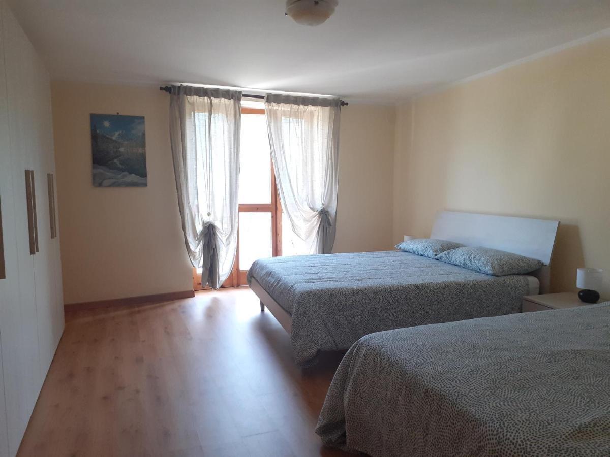 דירות Mezzenile Casa Le Rondini מראה חיצוני תמונה